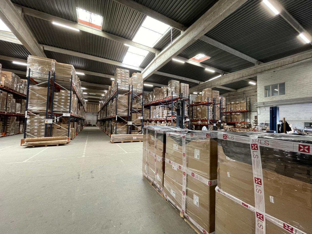 Local d'activité Saint-Quentin-Fallavier 11842m² Location local d'activité Saint-Quentin-Fallavier Isère OLACT2313113 2